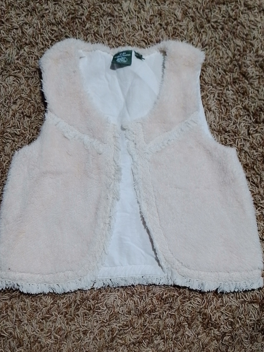 Bass Pro Shops Plush Vest, Cream